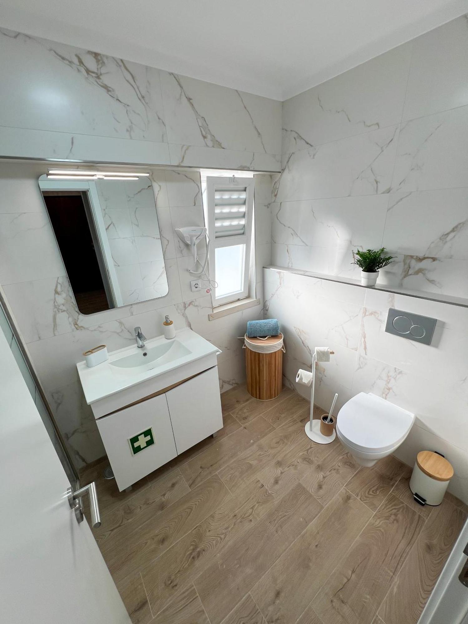 Concorde Sea View Apartment ปอร์ติเมา ภายนอก รูปภาพ